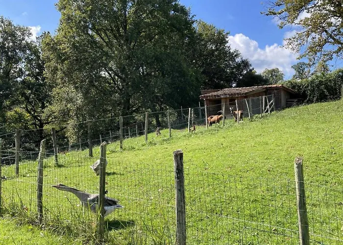 Le Clos Gaxen בית נופש