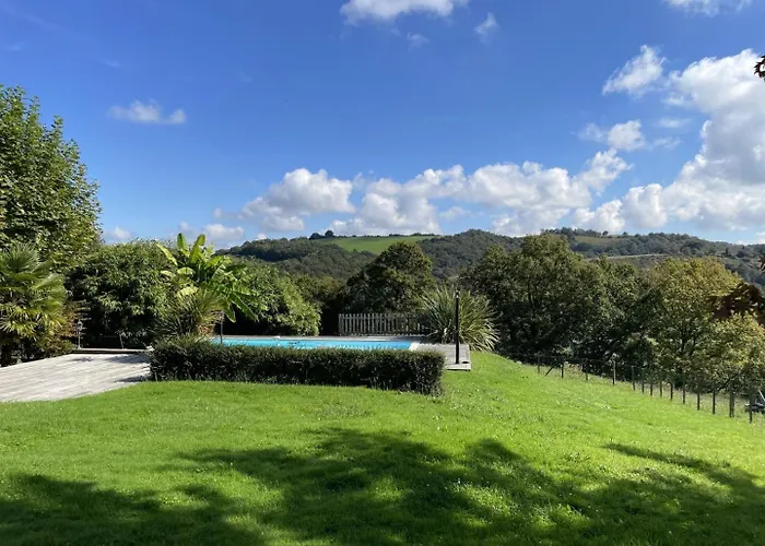 Le Clos Gaxen בית נופש *